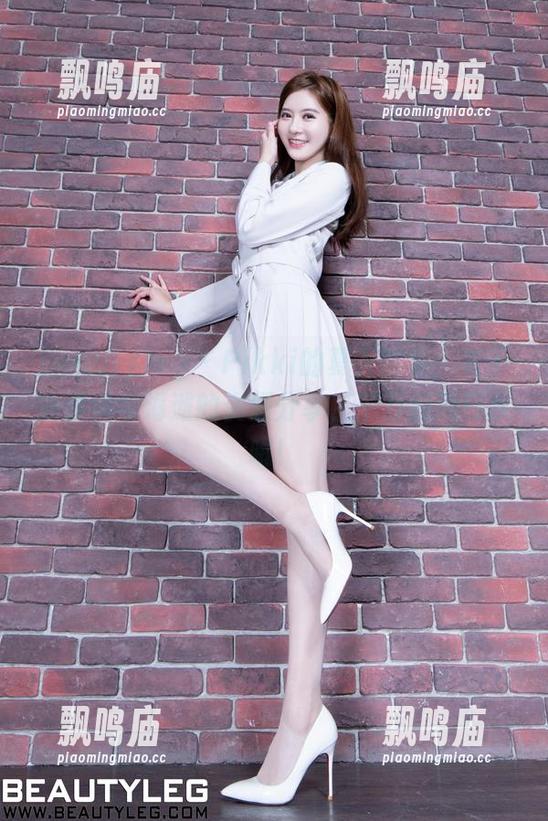 Beautyleg - Pikki的夏天图集：关于冰淇淋与海滩的资源分享，千万别流口水哦！