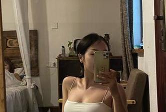 微密圈 – 最新写真：Cool文茜的皮衣系列，原来酷到极致也可以产生无穷的温暖感。