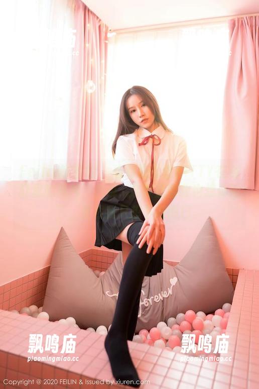 Feilin嗲囡囡 - 看到施忆佳KITTY在浴缸里的照片，想说...这种氛围我也想体验下，虽然我只想下载而已。