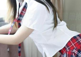 QingDouKe青豆客 – 免费图册抢先看，颖莹儿YY那姿态，连女神都要自愧不如，哈哈！