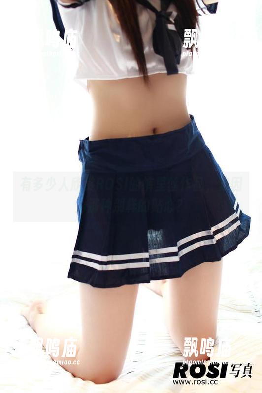 有多少人欣赏ROSI的裤里丝作品，是因为那种别样的贴心？