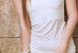 TouTiao头条女神 – 让人嫉妒的艾小青图包：一百分女孩的终极阵容！