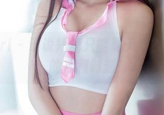 TuiGirl – 谁说短裙只能夏天穿？冯雨芝的福利时刻