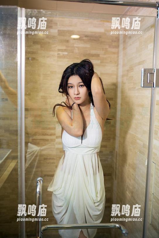 TuiGirl推女郎-赵惟依 TuiGirl推女郎 - 如果赵惟依在教室,原图里的气氛又会是什么模样呢?