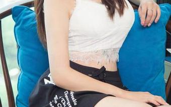 UGirls尤果网 – 张馨彤的黑白美图合集——我开始怀疑我的彩色是否太过单调！