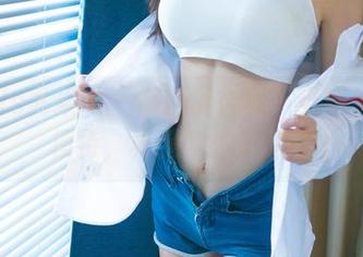 UGirls尤果网 – 黛斯羽合集：当姐姐变身模特，真是意外不错！