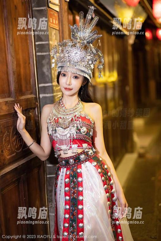 XIAOYU语画界 - 在玥儿玥er的婚纱美图里，藏着多少种可能性和小甜蜜