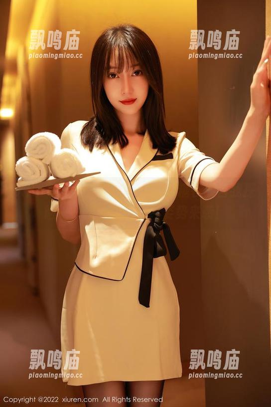 Xiuren秀人网 - Candy糖糖在线自我探险——又一波写真新姿势来袭！