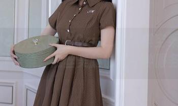 Xiuren秀人网 – Cris_卓娅祺空乘制服作品合集，黑丝美腿也是一种服务！