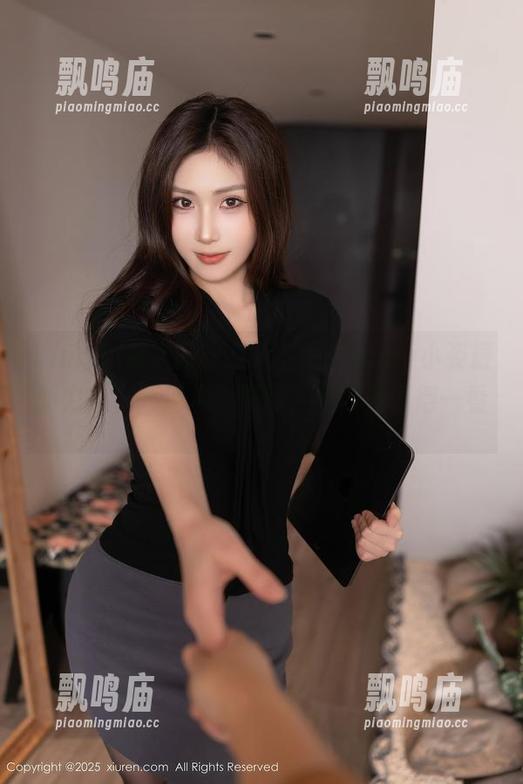 Xiuren秀人网-Nancy小姿 Xiuren秀人网 - 这图包是Nancy小姿最新力作,死库水,别问,问就是值得一看。
