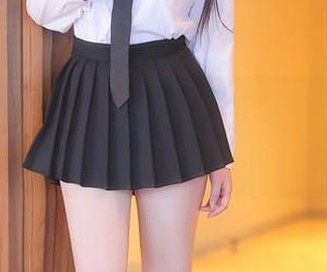 Xiuren秀人网 – 像悠悠YOYO的修女一样，让我不由自主地瞄一眼……