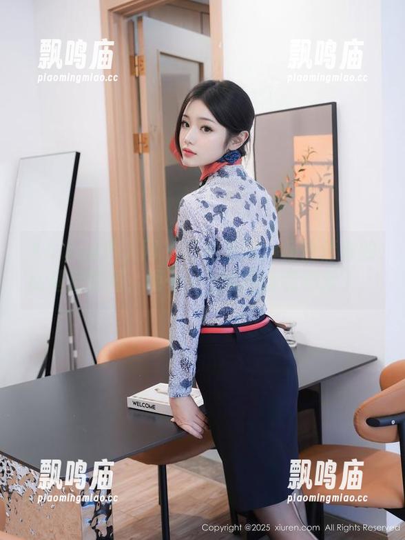 Xiuren秀人网-杨倩倩 Xiuren秀人网 - 私拍系列:杨倩倩穿的比基尼原图,呃……不晓得该看哪里了。