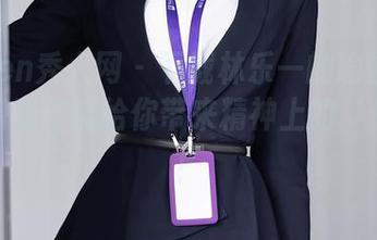 Xiuren秀人网 – 下载林乐一的瑜伽套图，滑稽动作能给你带来精神上的‘伸展’！
