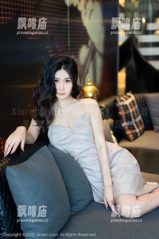 Xiuren秀人网-甜七七 Xiuren秀人网 - 确认过眼神,甜七七的美图就是不一样,尤其是那双脚!