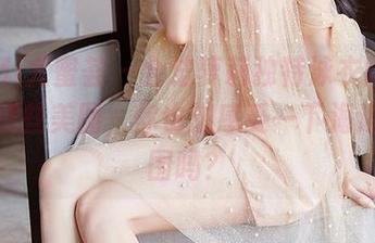 YouMi尤蜜荟 – 合法萝莉独特泳衣阵容，分享这些美图，你也想感受一下海边的氛围吗？