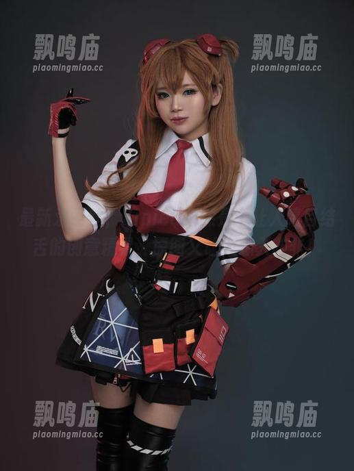 最新爱丽丝，ZinieQ果然是个让人嗔目结舌的创意精灵，原图又让人想入非非！