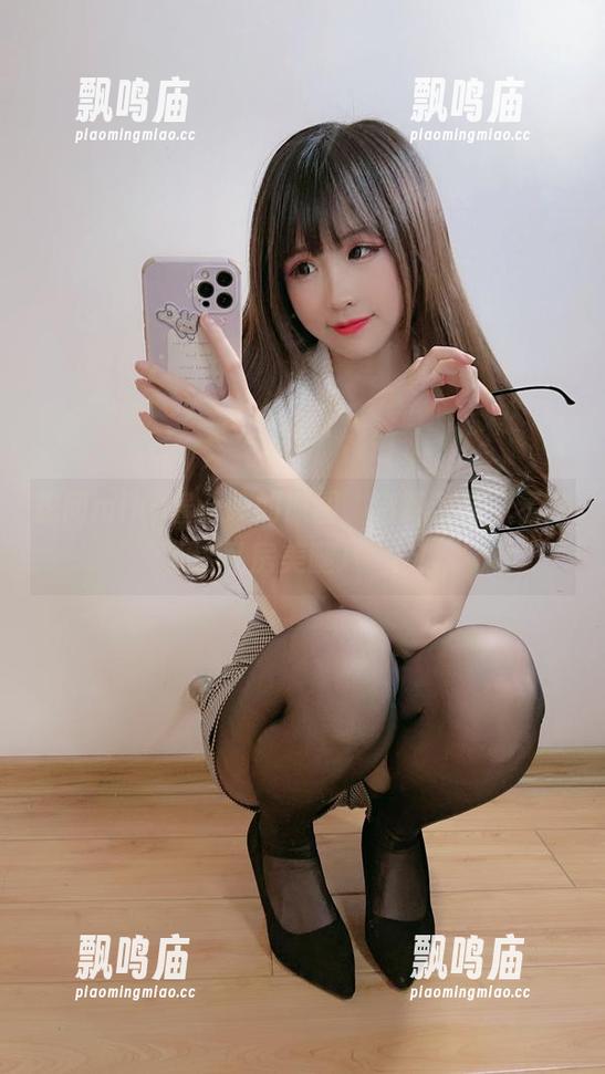 miko酱ww 想问miko酱ww的原图,猪蹄友却只看到了这私房美腿パート!