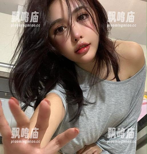 微密圈 - “于芷晴”修女写真集来啦，下载这份灵魂洗礼，经不起试探的请绕行。