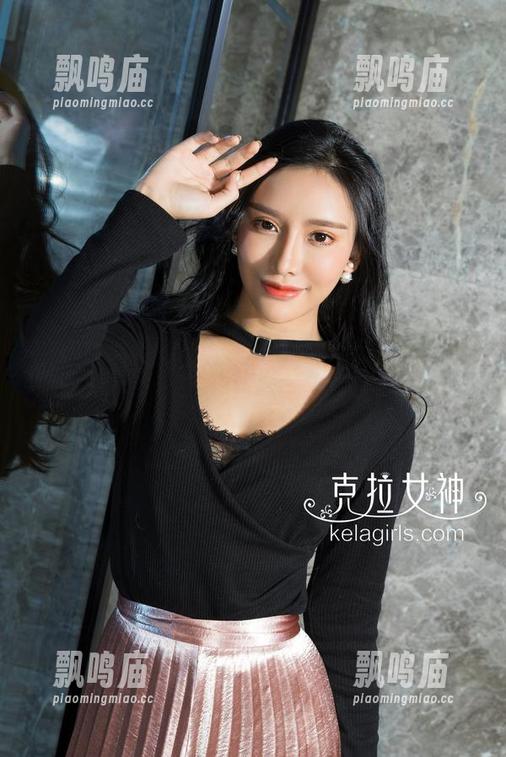 克拉女神-菲菲 克拉女神 - 菲菲的高跟鞋在线追逐,每一张图片都留出空白好让你思考