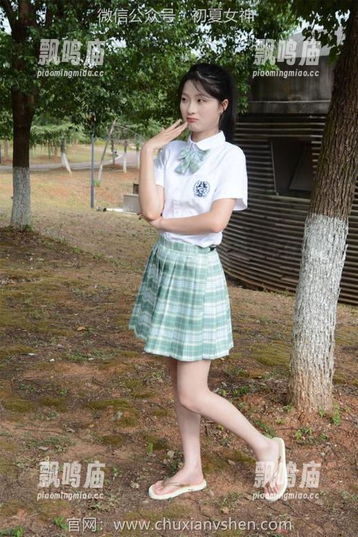 初夏女神 - 再来看一次，柒柒与牛仔裤的趣味对话精选图片！