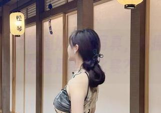 微密圈 – 瞧瞧周妍希的写真，体操服穿得好像是要去比赛？