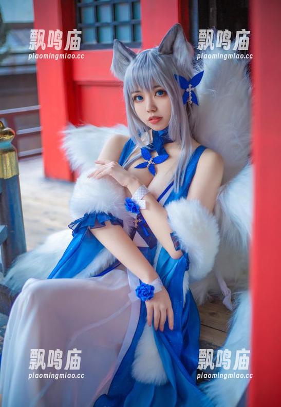 碧蓝航线和啊日日_Ganlory的迷糊女仆写真集：下载后你也能变成笔记本上的小角色！