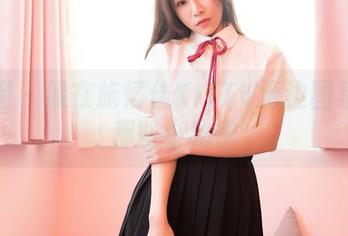 嗲囡囡 – 躲在施忆佳KITTY海边图集中的那些小秘密