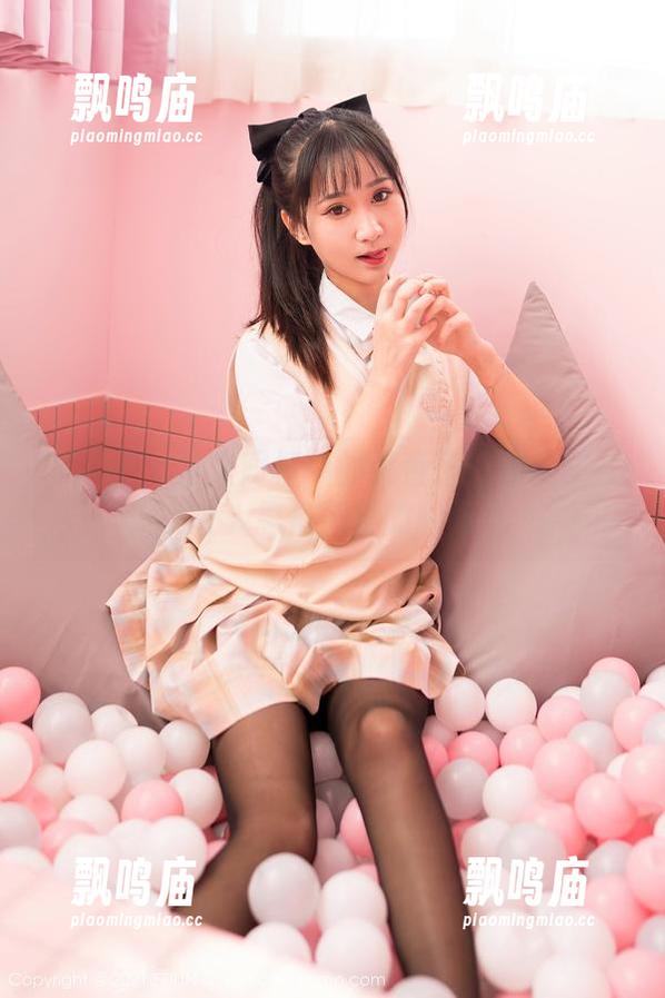 嗲囡囡-桃香子 嗲囡囡 - 双人同框中的桃香子:私房图片让人忍俊不禁的瞬间
