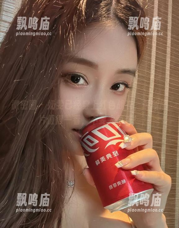 奶雯 微密圈 - 奶雯已经穿上红色战衣,最新图片值得一看,不要太惊艳!