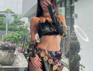 微密圈 – 小玉吃果冻的马甲线合集，哪儿那么容易就完结了…