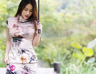 尤蜜荟 – 连衣裙+Yumi尤美=我的期待与失落，美图让我羡慕嫉妒啊