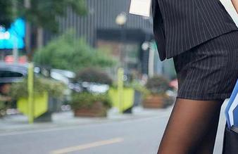 尤蜜荟 – 小鸟依人的写真，柚柚酱居然把我对夏天的想念搬来了图包。