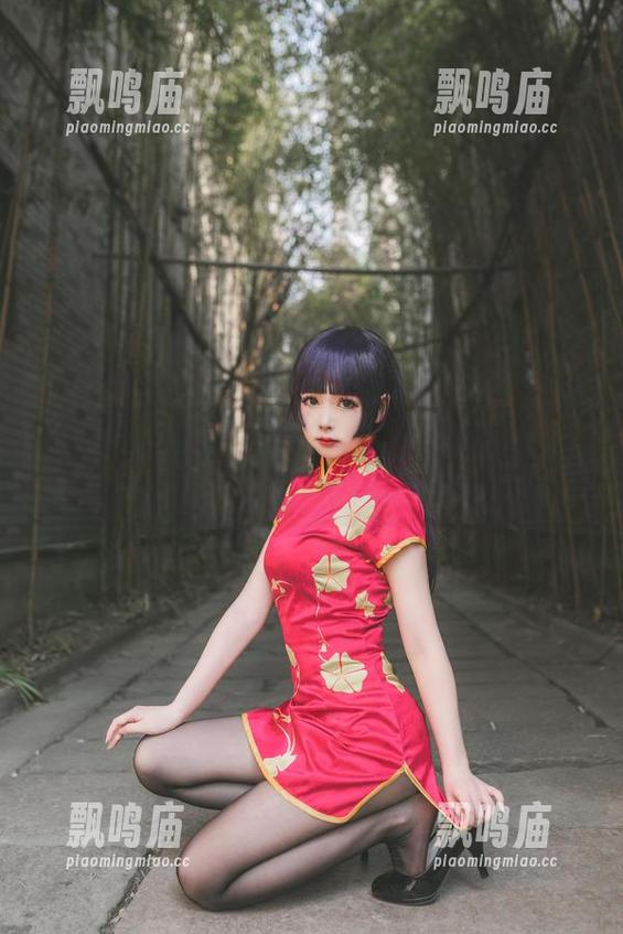 巧克力小圆面包 探究巧克力小圆面包的泳池,私房的态度很微妙。