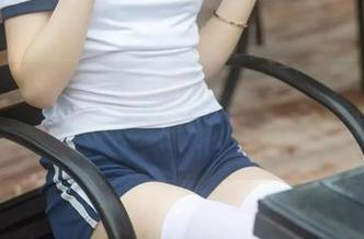 幼水铃衣的写真现场，小蛋糕走心，JK自带氛围感！