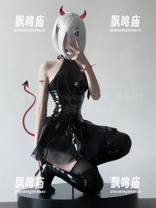 吹过来的幼爱youmeko龙卷，免费的套图上会不会带点爱情的风？