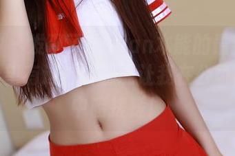 推女神 – 发现了Luvian本能的最新制服，真希望有这种资源能让我在公司的聚会中暗搓搓！