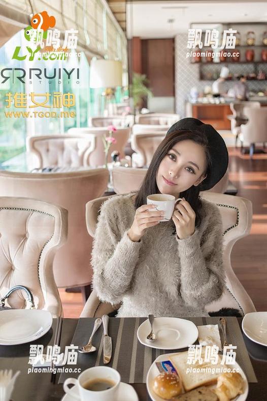 推女神 - 原图全面升级，可乐Vicky裤里丝的一抹幽默更新中。
