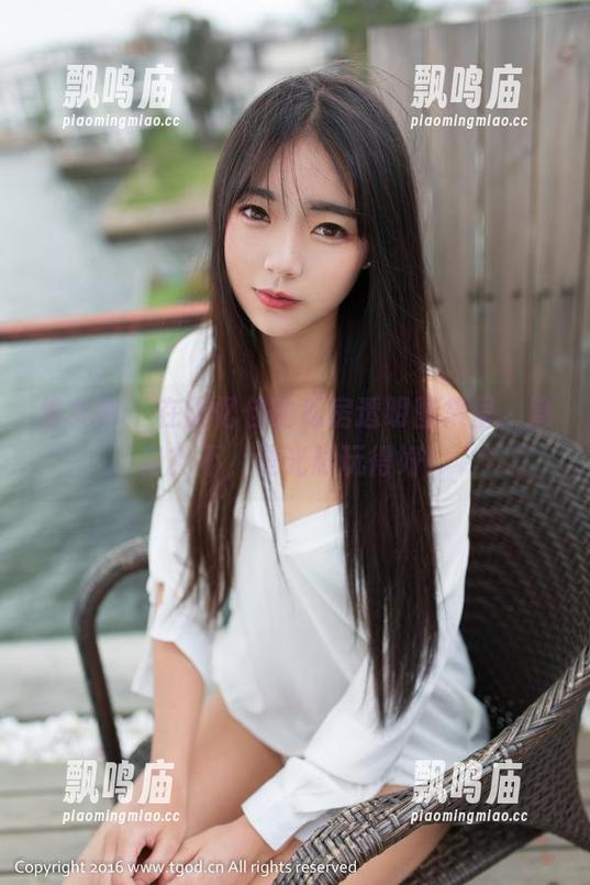 推女神 - 在施忆佳的私房透明图集里，隐身？不，是光影玩得好！