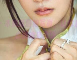 推女郎 – 木婉晴厨娘写真，让你后悔没早点请她来做饭。