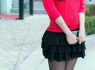推女郎 – 谭冰的运动表演：图库中的喜感与动感的完美结合！