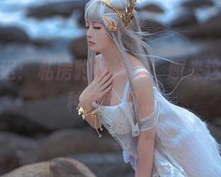 星之迟迟：私房豹纹泳衣，原来这也是一种奔放啊…