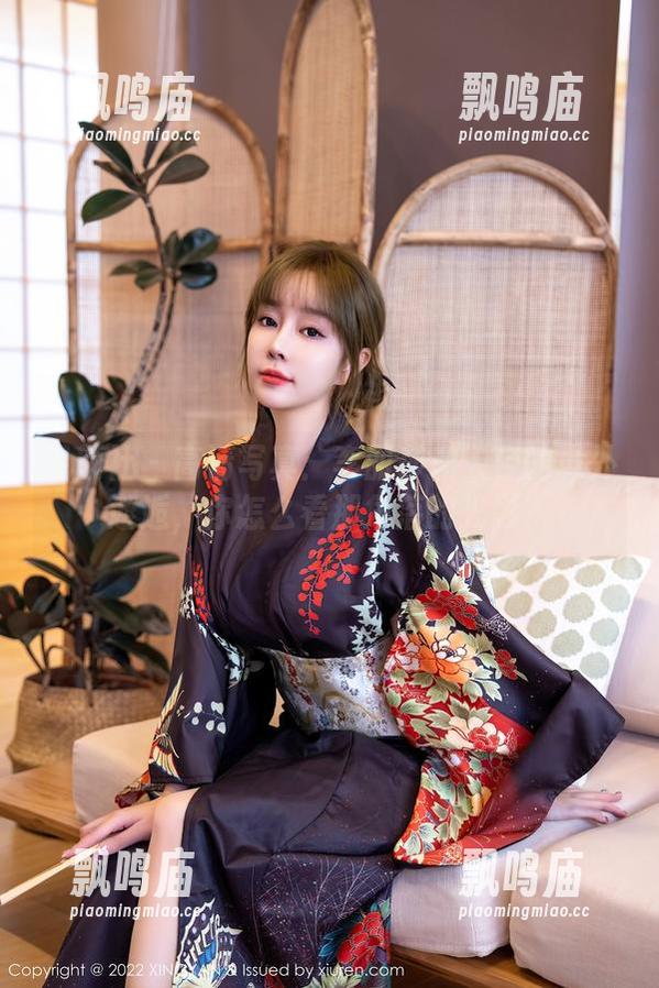 星颜社 - 高清写真：李丽莎和天台的意外邂逅，你怎么看那角落的光影？