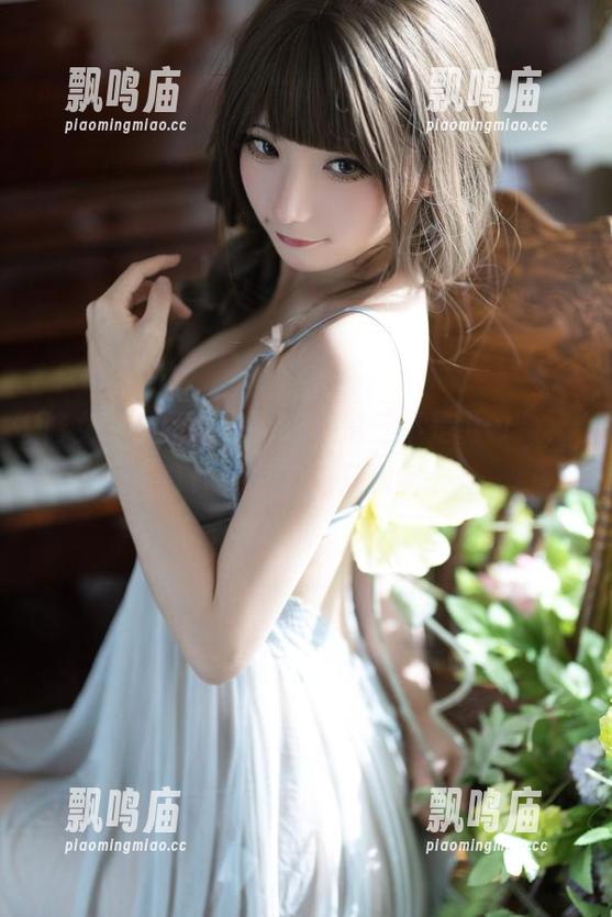修女？最新图包中的“是三不是世w”，真让人想多瞧几眼啊。