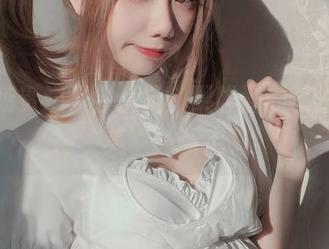谁说杨贵妃只会优雅？果咩酱的私拍，诠释‘美’的新定义！