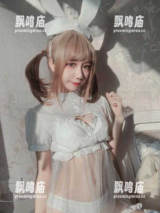 谁说杨贵妃只会优雅？果咩酱的私拍，诠释‘美’的新定义！