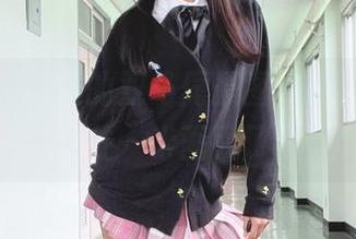 更新呀，柳丸的双马尾原图，光是头发就占住一半画面了！