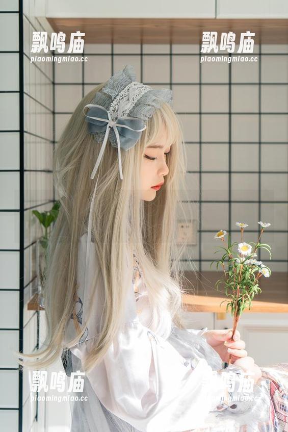 看梨瑾瑾如何把天使的高贵与恶魔的糗事cos得如此逗趣！