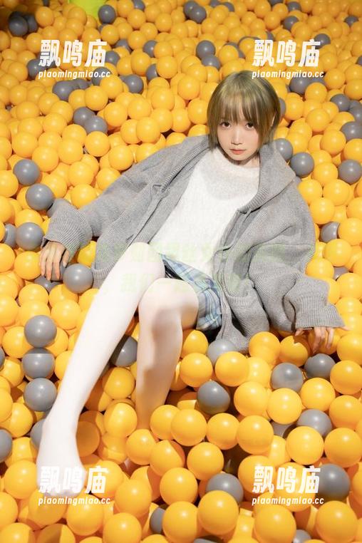 免费领取森萝财团黑丝女仆的美照，来吧，我们一起晃晃眼！