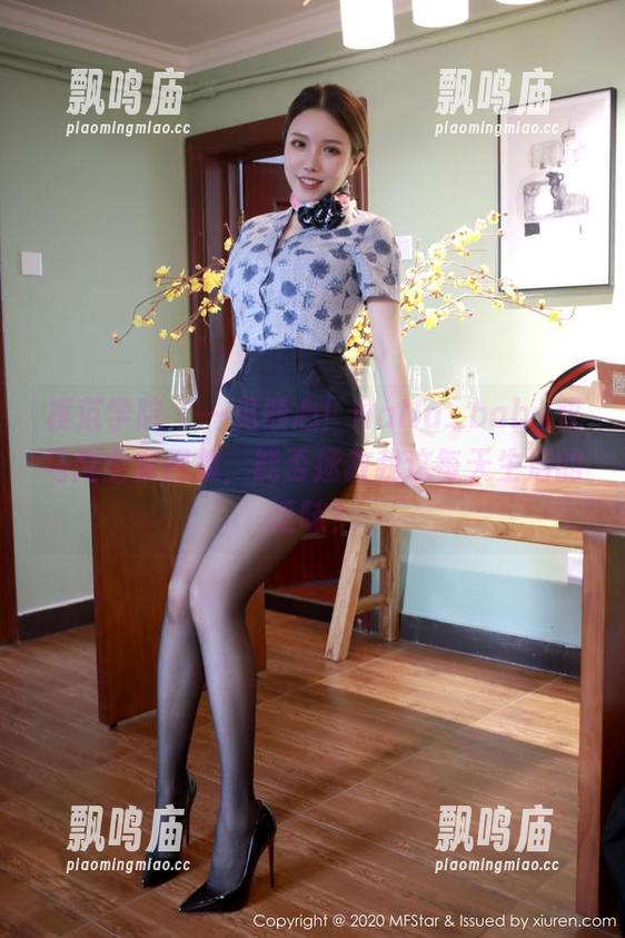 模范学院 - 一见倾心！NaNa_baby双马尾全套图集，能否拯救我这每天生活的乏味？