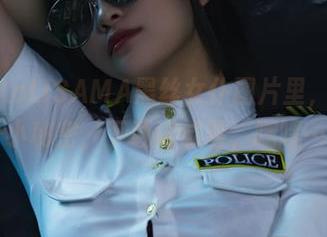 这张洛璃LoLiSAMA黑丝女仆图片里，隐藏了多少小秘密，下载试试看，嘿嘿……